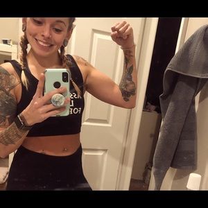 Meet your Posher, Lauren